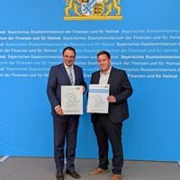 Verleihung Gütesiegel „GigabitRegionBayern“.jpg