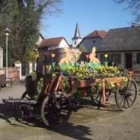Leiterwagen Ostern Rotes Kreuz